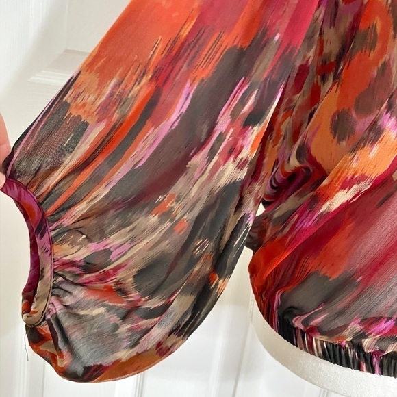 Ivy Jane Sheer Avant Garde Style Print Blouse - Picture 5 of 11
